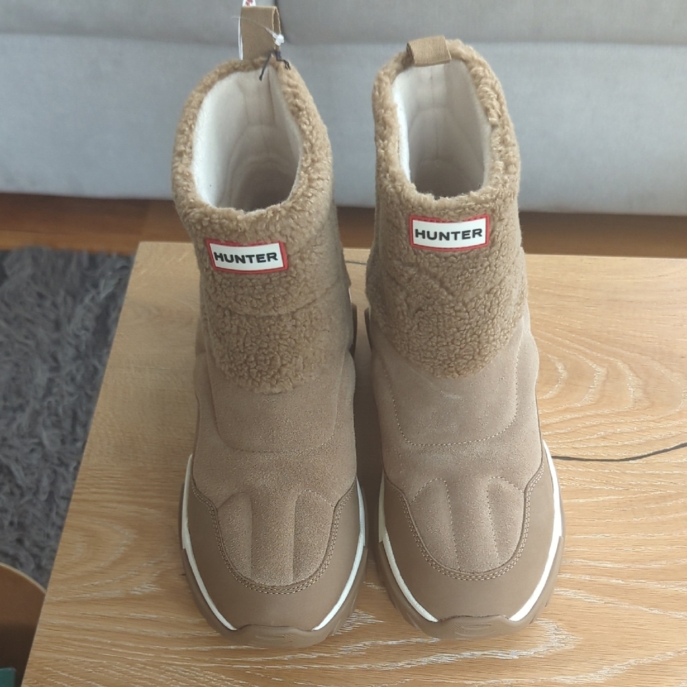 Hunter Women's Tan Winter Boots